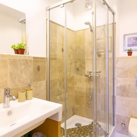 Vila Lavanta 124 *